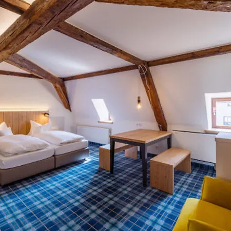 Zum Goldenen Ochsen Am Schlossgarten Hotel