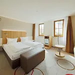 فندق Zum Goldenen Ochsen Am Schlossgarten 3*