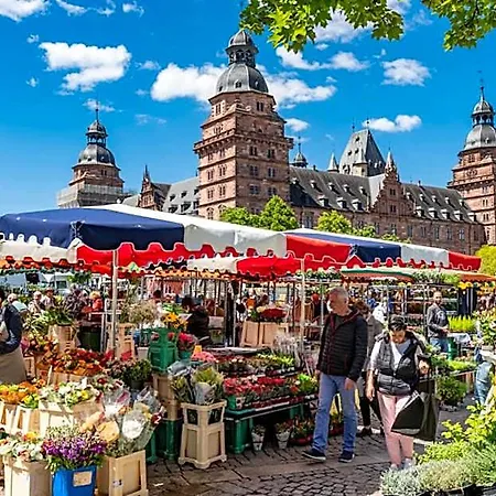 Zum Goldenen Ochsen Am Schlossgarten 3*