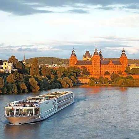 Zum Goldenen Ochsen Am Schlossgarten Aschaffenburg